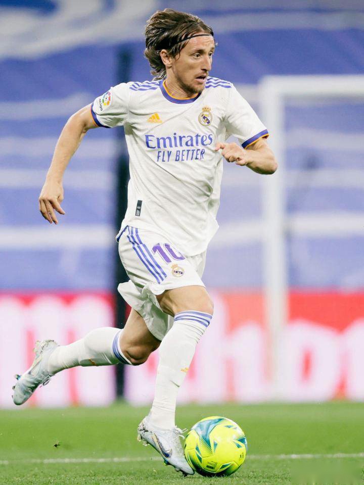 篮球火箭球员赛季得分持续增长