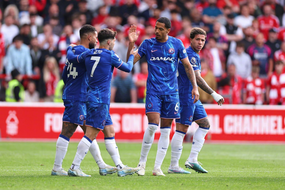 0-2！阿森纳或崩盘，切尔西爆冷，搅乱英超，曼城渔翁得利，冠军有变