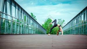 中超-泽卡双响刘彬彬破门 山东泰山3-1武汉三镇